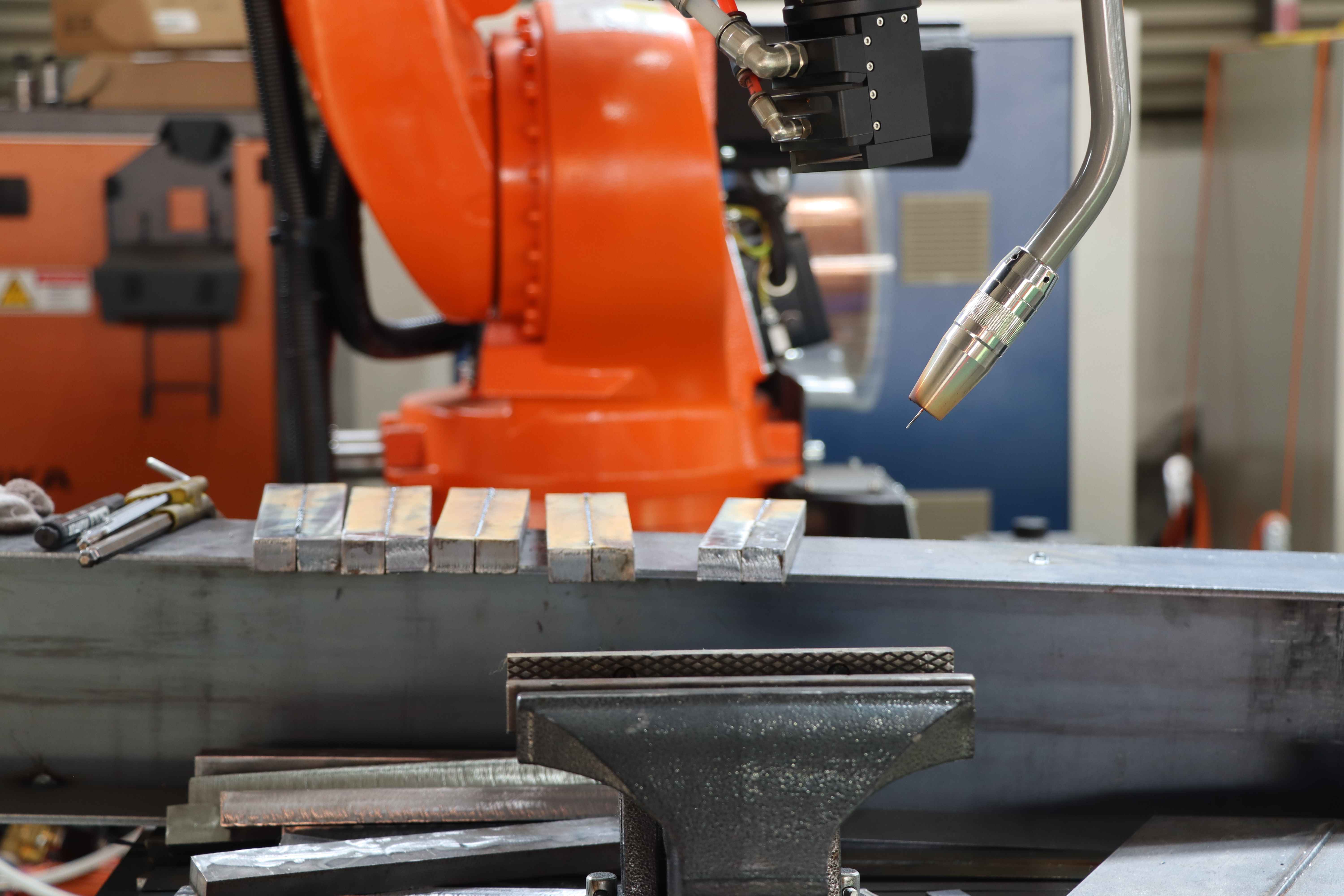 激光電弧復(fù)合焊 激光電弧復(fù)合焊